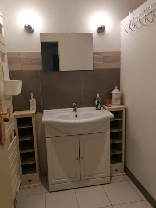 Holiday home Maison Pittoresque Avec Jardinet *